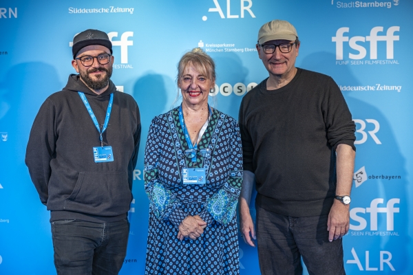 Julius Grimm (Regie: ZWEIGSTELLE), Johanna Bittenbinder, Rainer Bock (© Pavel Broz)