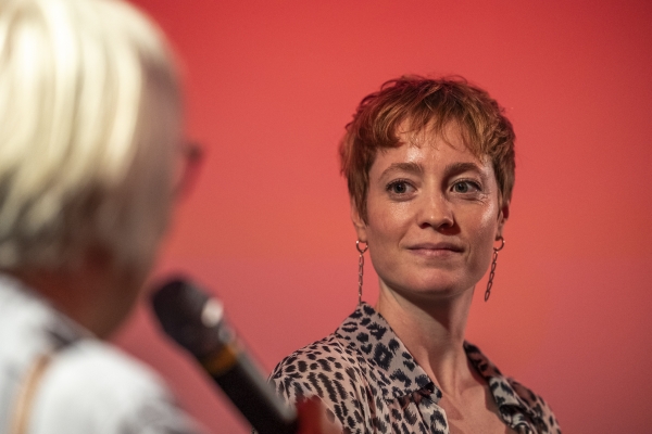 Leonie Benesch (Hannelore-Elsner-Preisträgerin) (© Pavel Broz)