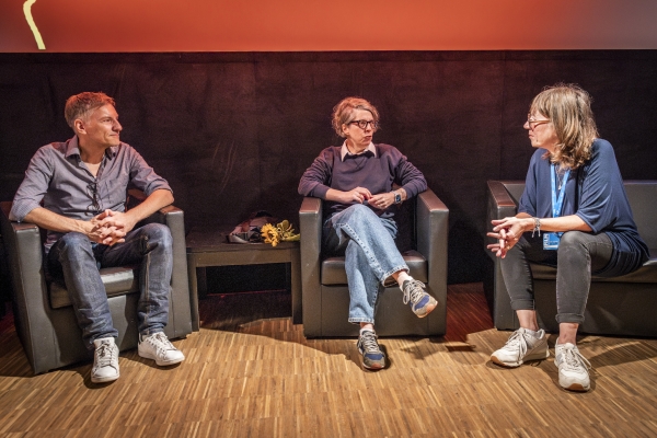 Hansjörg Weißbrich (Ehrengast), Petra Volpe (Regie: TRAUMLAND) (© Pavel Broz)